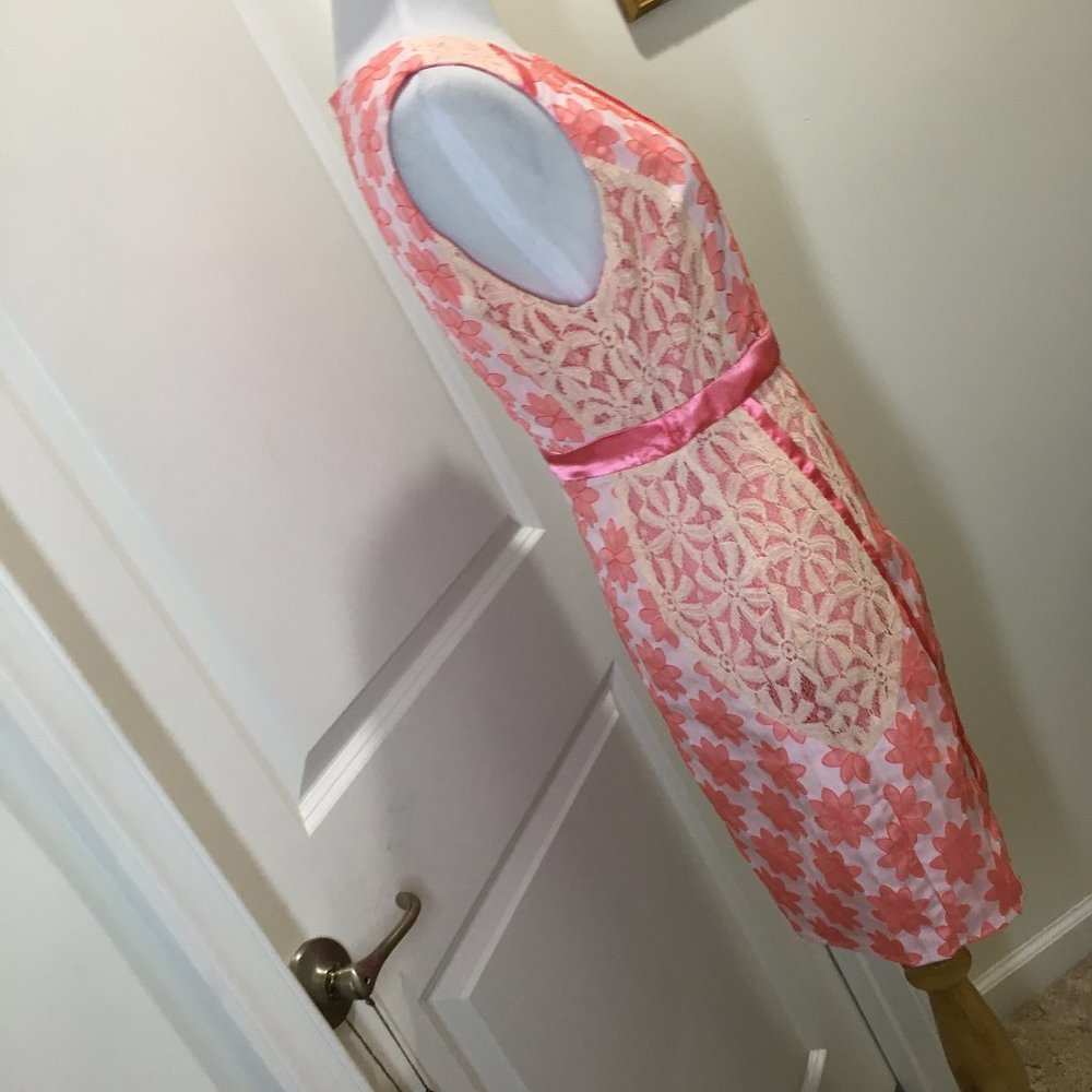 Perfect Satin/Floral Lace Dress - Picture 5 of 12